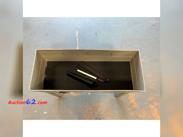 Lot 44-775i - $80 Retail price - Emsco Group High-Rise Elevated Garden Bed, Patio Gardening, Self-Watering See All Photo's Not Tested E-Commerce Return, A...