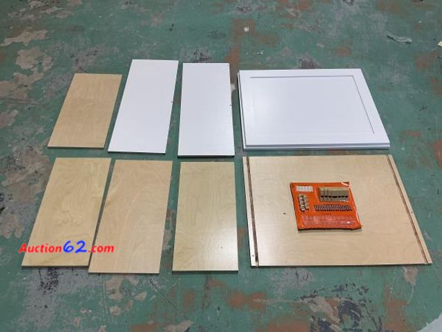 Lot 44-553t - Avondale 30 in. W X 12 in. D X 30 in. H Ready to Assemble Plywood Shaker Wall Kitchen Cabinet in Alpine White E-Commerce Return, A basic ins...