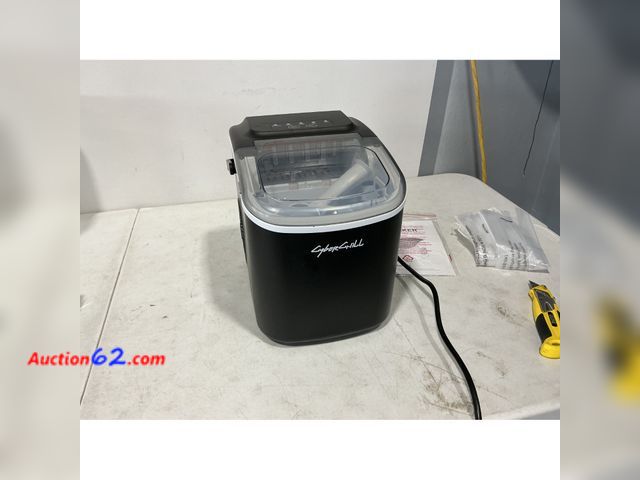 Lot 44-825i - $89.99 Retail price - CyberChill Countertop Ice Maker, Portable Ice Machine with Handle, 6 Mins Fast Ice, 26 lbs/Day, Self-Cleaning with Ice...