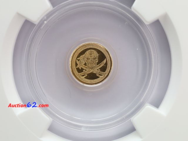 Lot 44-8335m - 1/200TH TROY OUNCE .9999 FINE PURE GOLD JOLLY ROGER ROUND GRADED MS 70 (MINT STATE - PERFECT GRADE!) BY NGC. LIMITED EDITION OF 5,000-NT