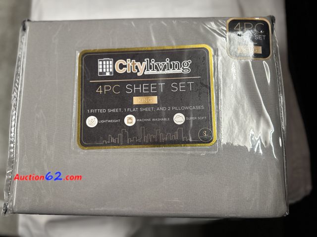 Lot 44-6031o - City living 4 pc king size sheet set fitted flat 2 pillow cases. Light weight super soft.New. See All Photo's Not Tested Never opened, Facto...