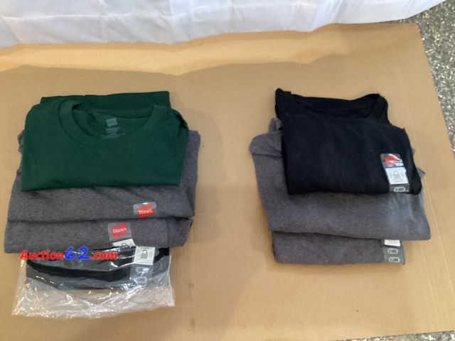 Lot 44-7745i - Lot of (4) large t-shirts and (3) XL t-shirts.  Appears New, A basic inspection has been given to this item. Sold AS-IS. See All Photo's