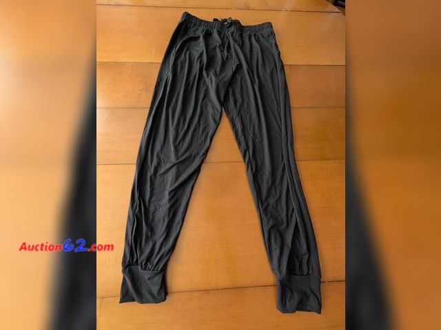 Lot 44-3061g - Size XL - Black 92% Polyester / 8% Spandex Sweat Pants - Ecommerce Return Sold As-Is - See Pictures