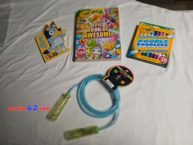 Lot 44-2303b - New All About Bluey book, new EpicBook of Awesome Crayola coloring book, 10 Crayola double doodlers dual ended markers ( total of 20 colors)...