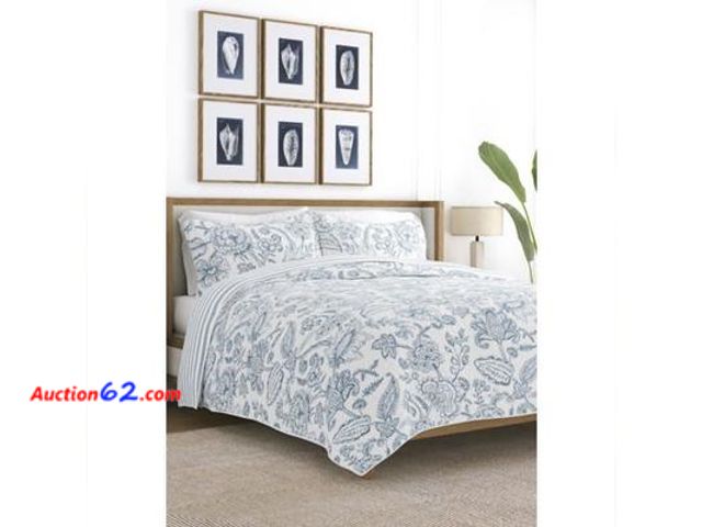 Lot 44-2567w - $120.57 Retail price - Ienjoy Home Jacobean and Stripe Reversible 3-Pc. Lightweight Quilt Set, King/California King - Dusk Blue Appears New,...
