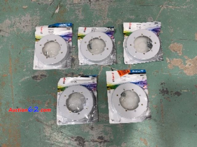 Lot 44-4026p - Legrand ON-WALL PVC Circular Box NMW4, 4-inch Bound Box, Grey E-Commerce Return, A basic inspection has been given to this item. Sold AS-IS.