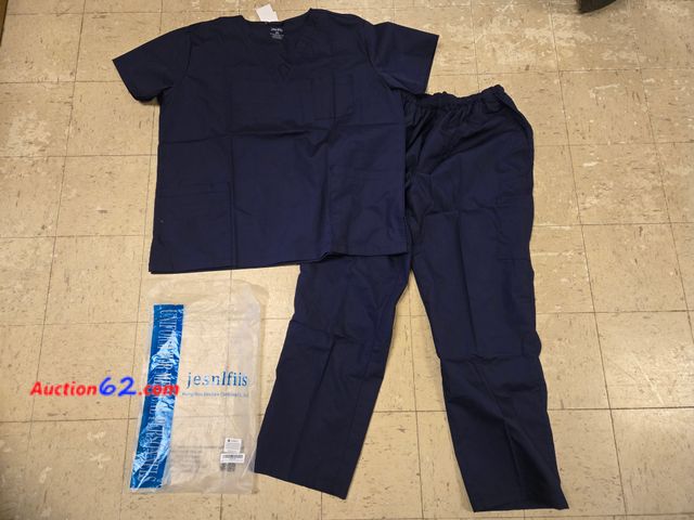 Lot 44-6897g - Size Large Jesnlfiis Navy Blue Scrubs Appears New