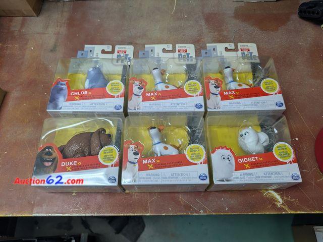 Lot 44-5503e - Lot of (6) Secret Life of Pets Figurines.  Appears New, A basic inspection has been given to this item. Sold AS-IS.