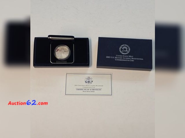 Lot 44-4024i - 2002 U.S. MILITARY ACADEMY BICENTENNIAL PROOF SILVER DOLLAR! COMES IN ORIGINAL U.S. MINT PACKAGING AND W/CERTIFICATE OF AUTHENTICITY. - NT