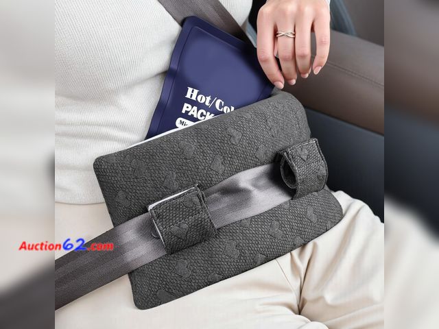 Lot 44-711 - DREAMANIA Seat Belt Pillow For Mastectomy &amp; Heart Surgery, Gray (Small) See All Photo's Not Tested Appears New, A basic inspection has b...