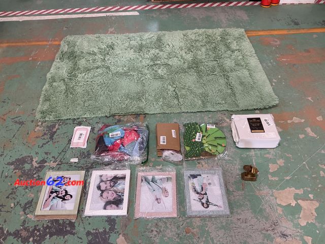 Lot 44-688g - Mix lot of Miscellaneous items  E-Commerce Return, A basic inspection has been given to this item. Sold AS-IS. See All Photo's Not Tested