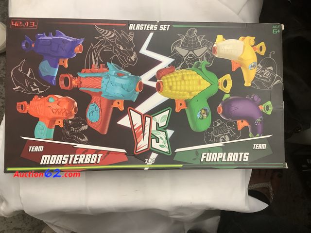 Lot 44-6036f - Blasters Set, Team Monsterbot vs Funplants, 6 Blaster Toys. 20x nerf bullets. Appears New, A basic inspection has been given to this item. S...