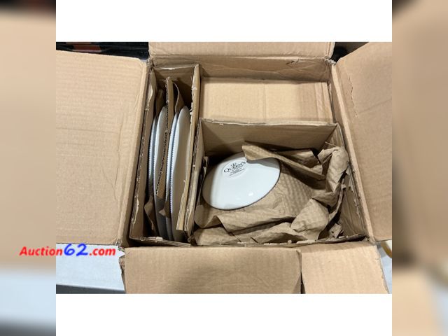 Lot 44-1125j - $179.99 Retail price - Churchill Blue Willow Plates Bowls Cups 20 Piece Dinnerware Set, Made In England E-Commerce Return, A basic inspectio...