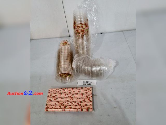 Lot 44-7211e - 40 sets of disposable plastic cups with lids and straws 12 oz cold beverage drinking cups  Appears New, A basic inspection has been given to...