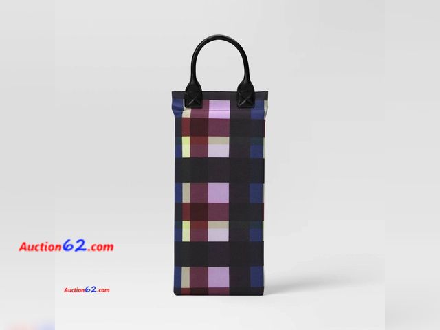 Lot 44-437o - Lot Of 6 - Foam Patterned Garden Kneeler Bold Plaid - Threshold™ Appears New, A basic inspection has been given to this item. Sold AS-IS.