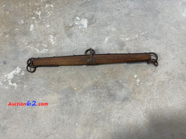 Lot 44-1607t - Unknown Brand - Antique Wooden Evener, Farm Implement, Horse Drawn, Agriculture Not Tested See All Photo's E-Commerce Return, A basic inspec...