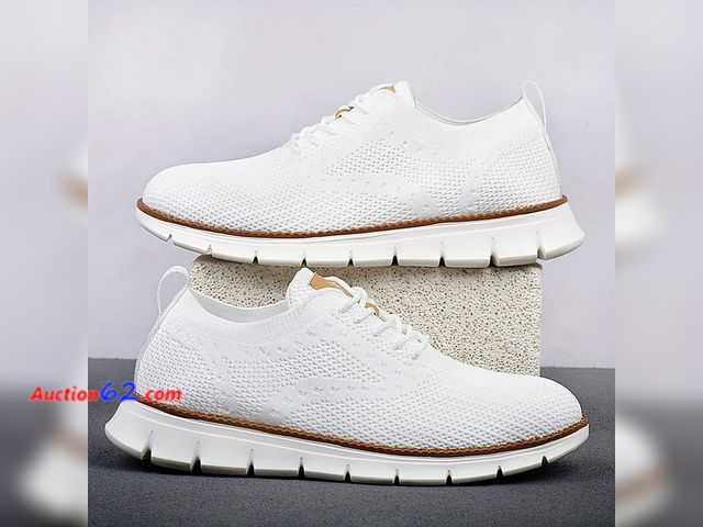Lot 44-134g - Size 47 Men's Non Slip Lace Up Sneakers Appears New, A basic inspection has been given to this item. Sold AS-IS.