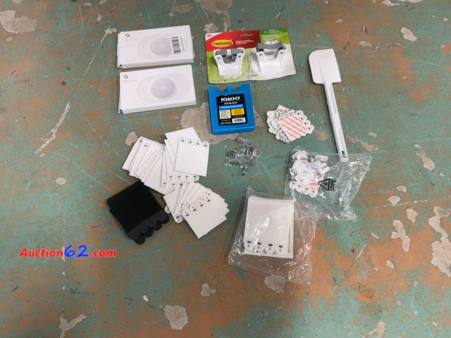 Lot 44-914p - Mixed Lot Google Nest Thermostat Trim Kits, 3M Command Hooks, Igloo Ice Block, Household Accessories Bundle - Multi-Color E-Commerce Return,...