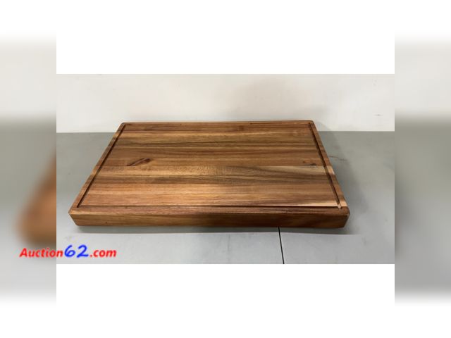 Lot 44-1978i - Wooden Cutting Board with Juice Groove Not Tested See All Photo's E-Commerce Return, A basic inspection has been given to this item. Sold AS...