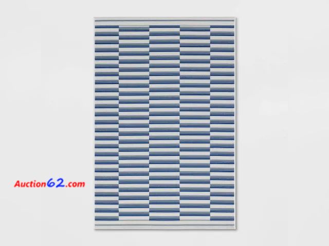 Lot 44-204p - Retail of $35- Linear Geo Outdoor Area Rug - Room Essentials 3'11"x5'5" Appears New, A basic inspection has been given to this item. Sold AS...