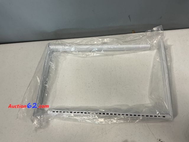 Lot 44-4051e - Lot of Unknown item Appears New, A basic inspection has been given to this item. Sold AS-IS. See All Photo's Not Tested