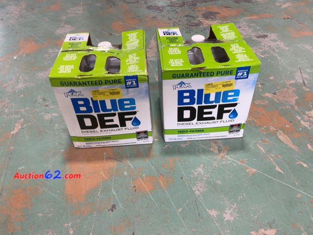 Lot 44-907p - PEAK Blue DEF Diesel Exhaust Fluid, Guaranteed Pure, Triple-Filtered, 2.5 Gallon Dispenser Box E-Commerce Return, A basic inspection has bee...