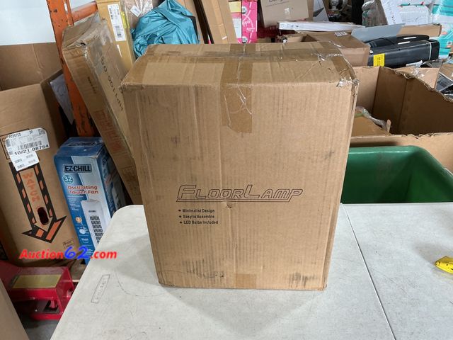 Lot 44-1101o - Fiqevs Dimmable Flower Floor Lamp for Living Room, Vintage Floor Lamp with 3 LED Bulbs, Mid Century Gold Standing Lamp with Floral Shade, Fl...