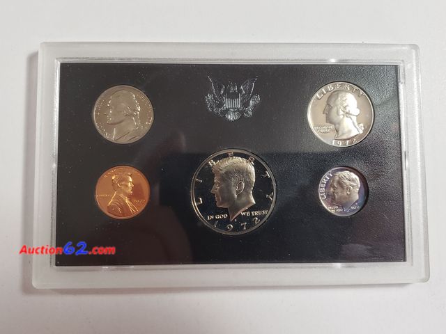 Lot 44-8519g - 1972 PROOF SET W/KENNEDY HALF, WASHINGTON QUARTER, ROOSEVELT DIME, JEFFERSON NICKEL AND LINCOLN CENT. MINTED IN SAN FRANCISCO. IN ORIGINAL P...