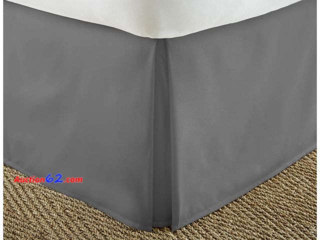 Lot 44-672m - ienjoy Home Home Collection Premium Pleated Dust Ruffle Bed Skirt, King, Navy Not Tested See All Photo's Appears New, A basic inspection has...
