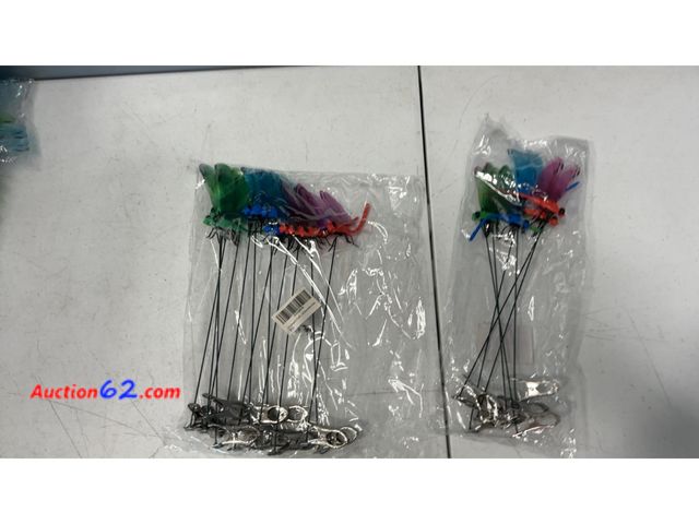 Lot 44-2603f - Pysug 6 Pack &amp; 12 pack Colorful Dragonfly Clips Simulation Dragonfly Pole for Garden Yard Patio Ornaments Appears New, A basic inspectio...