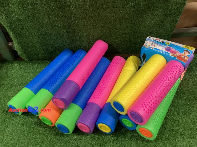 Lot 44-253g - Lot of X-Shot Foam Waterblasters  E-Commerce Return, A basic inspection has been given to this item. Sold AS-IS.