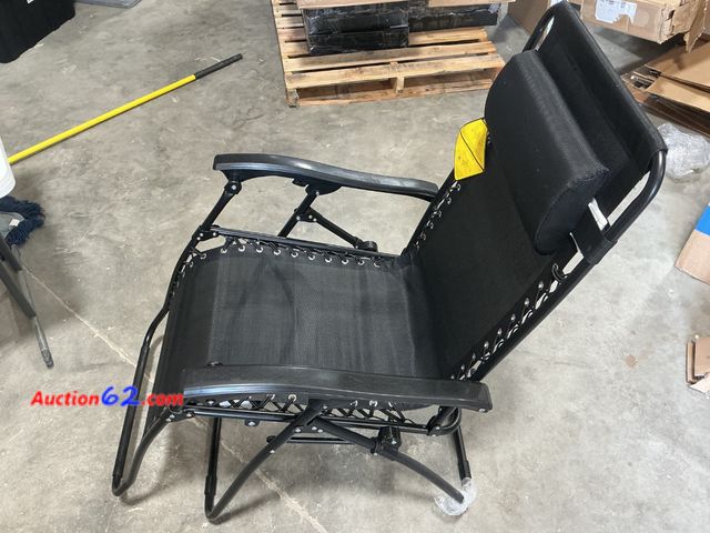Lot 44-206e - Black Zero Gravity Chair with Headrest See All Photo's Appears New, A basic inspection has been given to this item. Sold AS-IS.