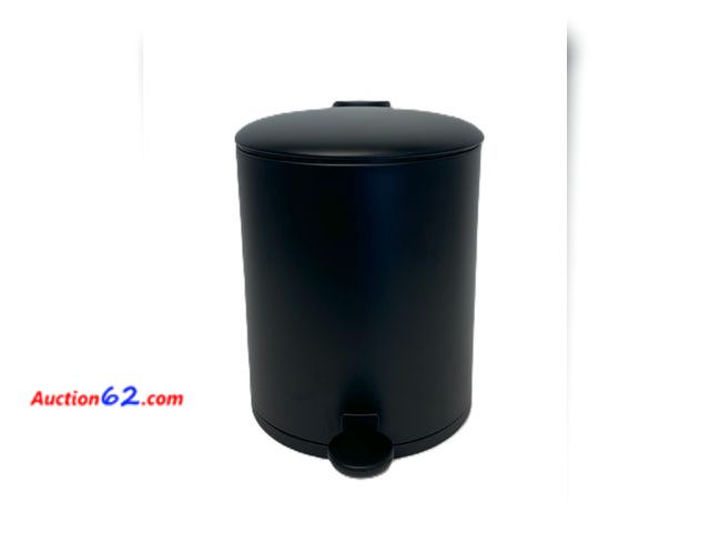 Lot 44-1155i - Splash Home Carson Stainless Steel 5-Liter Step Can Wastebasket,Quiet Close, Removable Bucket, 9.5" x 7.75",Black E-Commerce Return, A basic...