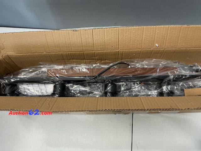 Lot 44-4090a - Unknown Light Fixture Appears New, A basic inspection has been given to this item. Sold AS-IS. See All Photo's Not Tested Unmarked, No barco...