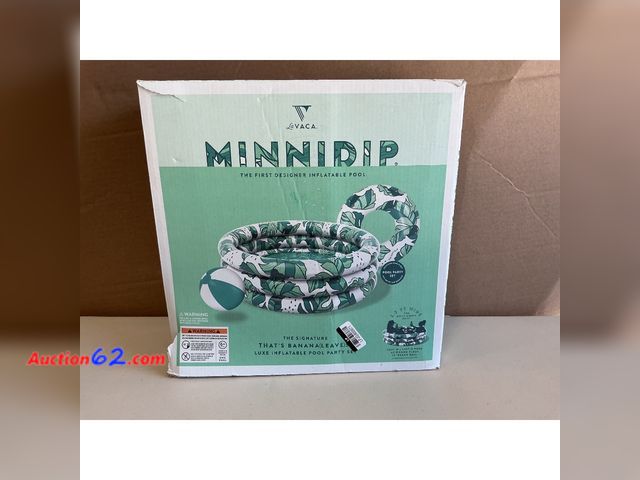 Lot 44-1526 - Bananaleaves Pool Party Set by MINNIDIP E-Commerce Return, A basic inspection has been given to this item. Sold AS-IS., Not Tested