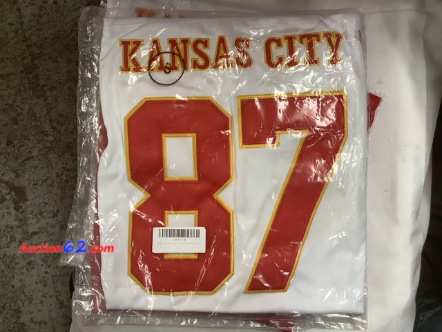 Lot 44-6080w - Travis Kelce , Men’s Small White &amp; Red. Appears New, A basic inspection has been given to this item. Sold AS-IS. E-Commerce Return, A ba...