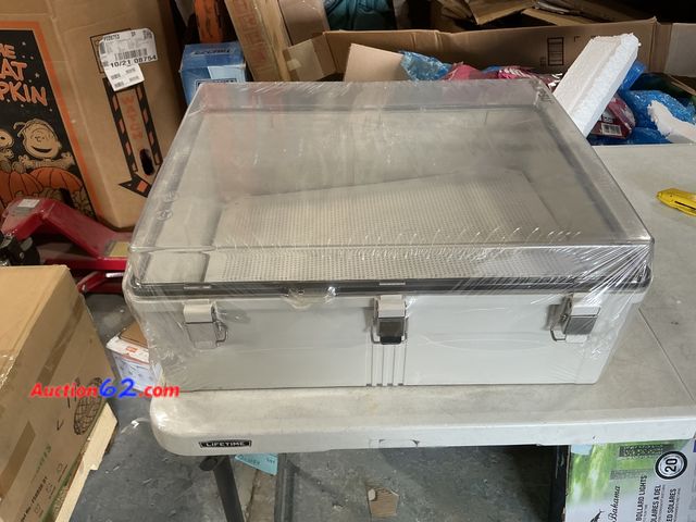 Lot 44-1169o - Enclosure Box Clear Lid Electrical Component Housing Not Tested See All Photo's Appears New with box damage