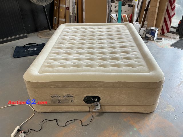 Lot 44-724o - Intex Stretch Beam Airbed Mattress with Bag See All Photo's Powers on, not tested further Not Tested E-Commerce Return, A basic inspection h...