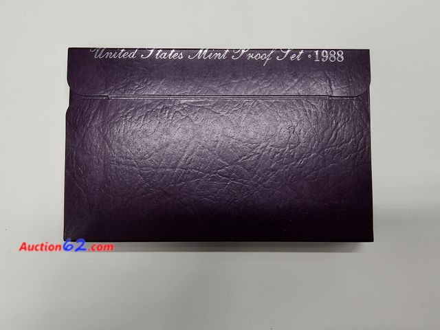 Lot 44-8362f - ERROR!!!! OFFICIAL 1988 U.S. MINT SET WITH PRINTING/FOLDING ERROR ON THE PACKAGING! VERY SCARCE AND HARD TO FIND! - NT