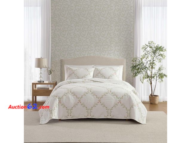 Lot 44-5543t - Laura Ashley - Twin Quilt Set, Embroidered Cotton Bedding with Matching Sham, Medium-Weight for Year Round Use, Dorm Essentials (Floral Embr...