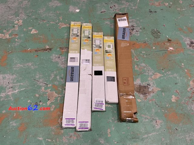 Lot 44-1599b - miscellaneous lot of blinds and curtain rods, various style/size/colors E-Commerce Return, A basic inspection has been given to this item. S...