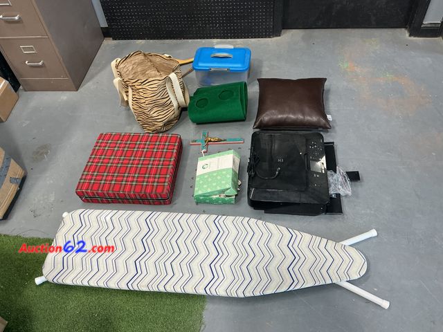 Lot 44-4008o - Mix lot of miscellaneous items Used See All Photo's Not Tested