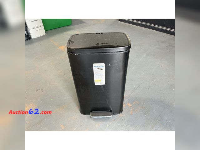 Lot 44-788i - 45L Rectangular Black Stainless Step Trash Can - Brightroom™ See All Photo's Not Tested E-Commerce Return, A basic inspection has been given...