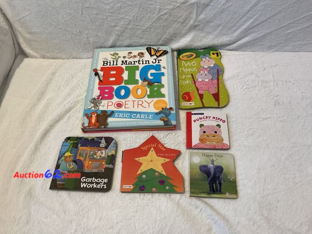 Lot 44-1022m - Lot of (6) children’s books E-Commerce Return, A basic inspection has been given to this item. Sold AS-IS. Used See All Photo's Not Tested