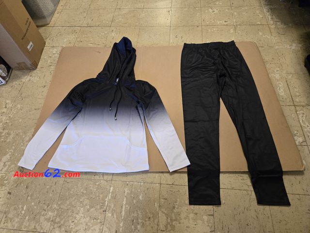 Lot 44-6527r - Size Large Women's Hooded Tracksuit  Appears New, A basic inspection has been given to this item. Sold AS-IS.