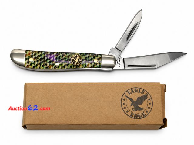 Lot 44-6123m - Eagle edge 2 blade snake like multi-color handle 440 stainless steel approximately 3 in long.  #71207 Appears New, A basic inspection has be...
