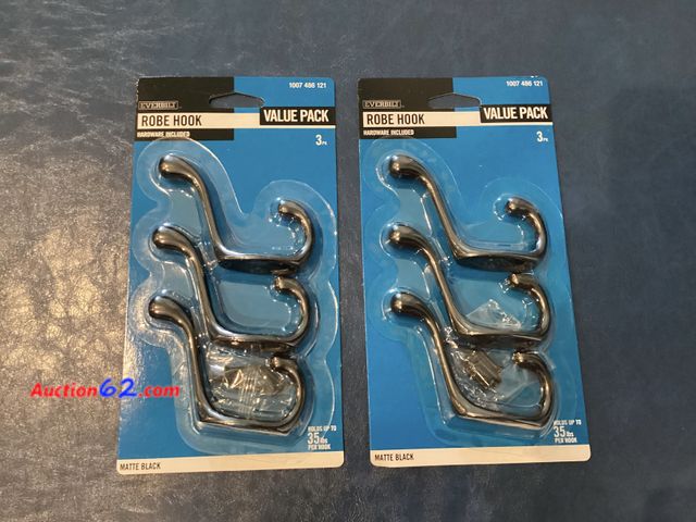 Lot 44-2053m - Lot of 2 Packs of 3 Robe Hooks Value Pack. Appears New, A basic inspection has been given to this item. Sold AS-IS. See All Photo's Not Test...