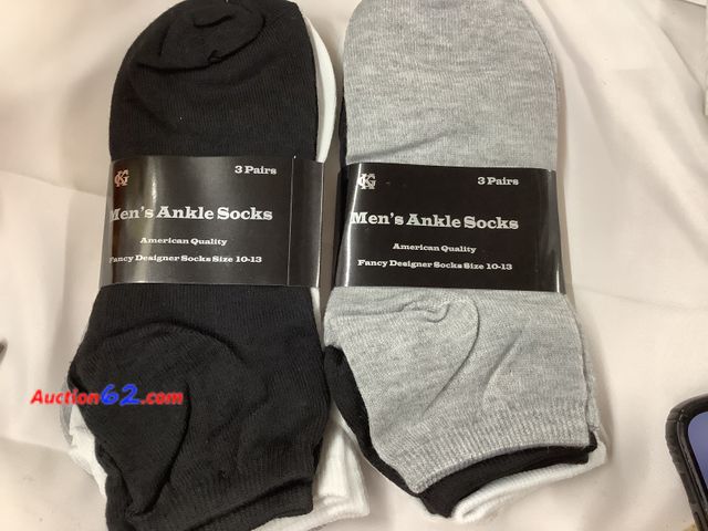 Lot 44-7555p - 6 pair men’s ankle socks size10-13 2 pair each color. NEW.  See All Photo's Not Tested Never opened, Factory Sealed Unmarked, No barcodes