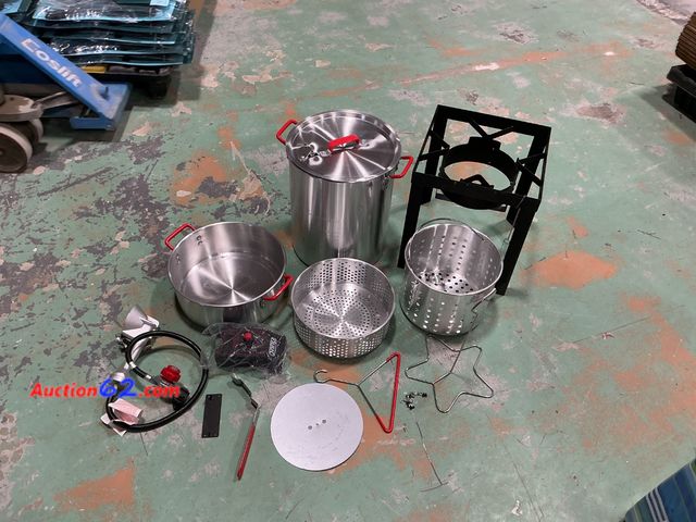 Lot 44-1723 - $200 Retail price - Nuvuk 30QT Boil Steam Fry Combo Kit - ZFBSKSS - 12.5IN Stainless Steel Thermometer, 55,000 BTU Cast Iron Burner, Auto-Ig...