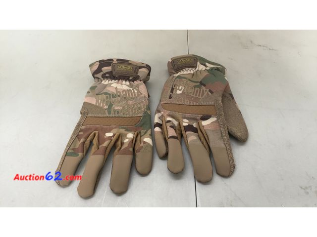 Lot 44-1987o - Mechanix Wear FastFit Gloves X-Large Camo Not Tested See All Photo's Appears New, A basic inspection has been given to this item. Sold AS-IS...